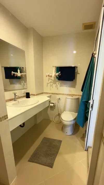 bathroom_master_bedroom_apartement_rental_ban_krut