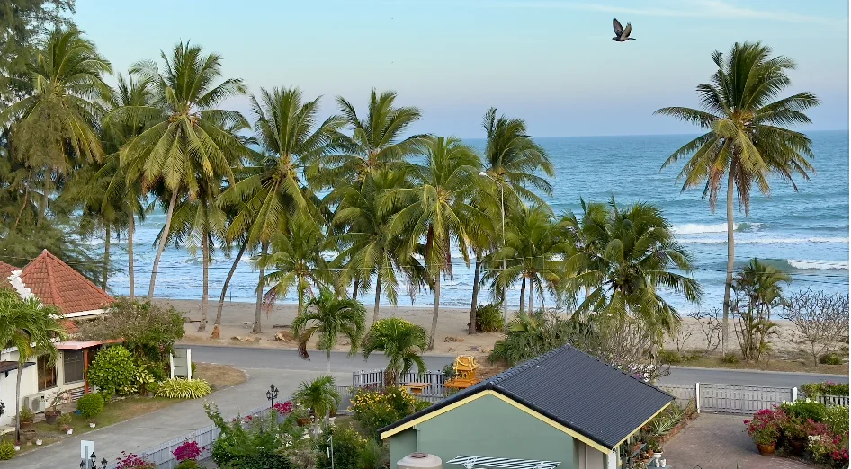 Waterfront Apartment Rental Ban Krut Thailand